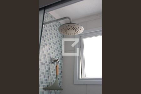 Apartamento à venda com 57m², 2 quartos e 1 vagaDetalhe do banheiro