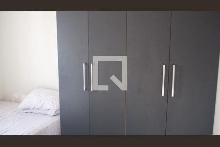 Apartamento à venda com 76m², 3 quartos e 2 vagasQuarto 2