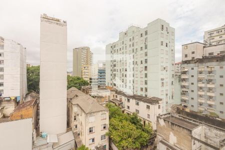 Sala - Quarto - Vista de kitnet/studio à venda com 1 quarto, 31m² em Centro Histórico, Porto Alegre