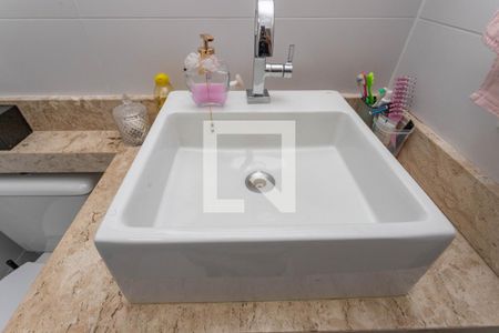 Apartamento para alugar com 60m², 3 quartos e 1 vagaBanheiro 