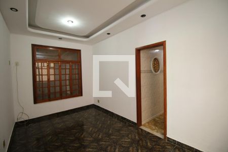 Sala de casa à venda com 5 quartos, 339m² em Penha, Rio de Janeiro