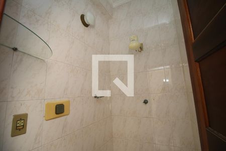 Casa à venda com 339m², 5 quartos e 1 vagaBanheiro Externo