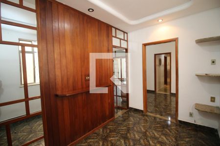 Sala de estar de casa à venda com 5 quartos, 339m² em Penha, Rio de Janeiro