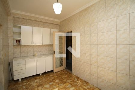 Casa à venda com 339m², 5 quartos e 1 vagaCozinha - Copa