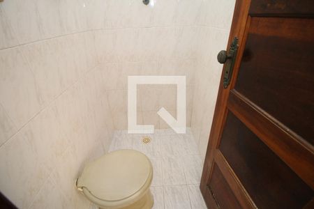 Casa à venda com 339m², 5 quartos e 1 vagaBanheiro Externo