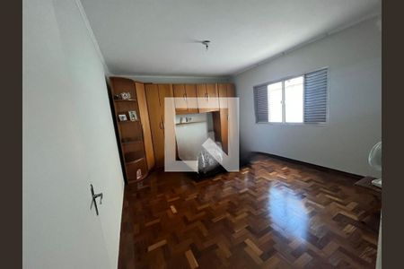 Casa à venda com 2 quartos, 210m² em Utinga, Santo André