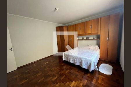 Casa à venda com 2 quartos, 210m² em Utinga, Santo André