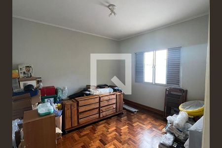Casa à venda com 2 quartos, 210m² em Utinga, Santo André