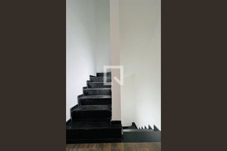 Casa à venda com 4 quartos, 203m² em Penha de França, São Paulo