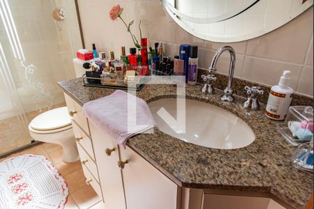 Apartamento à venda com 120m², 3 quartos e 2 vagasBanheiro