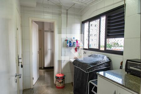 Apartamento à venda com 120m², 3 quartos e 2 vagasÁrea de serviço