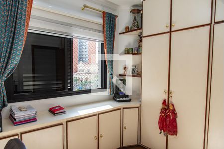 Apartamento à venda com 120m², 3 quartos e 2 vagasQuarto 1