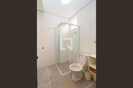 Banheiro de kitnet/studio para alugar com 1 quarto, 24m² em Vila Libanesa, São Paulo