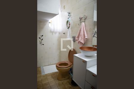 Casa à venda com 156m², 4 quartos e 2 vagas Casa à venda com 156m², 4 quartos e 2 vagasLavabo
