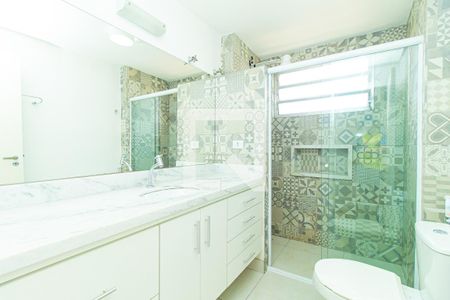 Apartamento para alugar com 100m², 2 quartos e 1 vagaBanheiro da Suíte 1