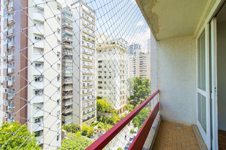 Sacada de apartamento à venda com 2 quartos, 100m² em Liberdade, São Paulo