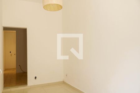 Sala de casa de condomínio para alugar com 2 quartos, 55m² em Encantado, Rio de Janeiro