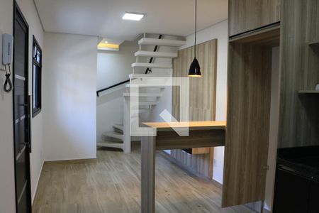 Sala/Cozinha de casa para alugar com 2 quartos, 63m² em Chácara Santo Antônio (zona Leste), São Paulo