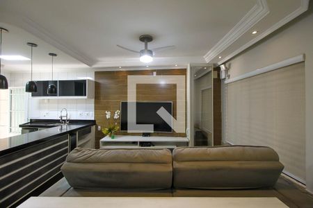 Sala de casa à venda com 3 quartos, 225m² em Vila Tolstoi, São Paulo