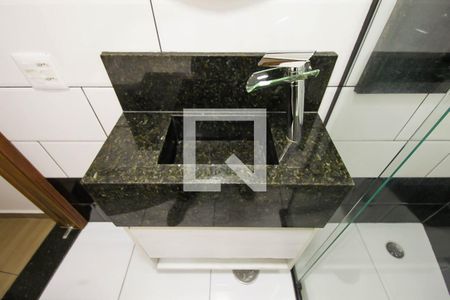 Banheiro da Suíte de casa à venda com 3 quartos, 225m² em Vila Tolstoi, São Paulo