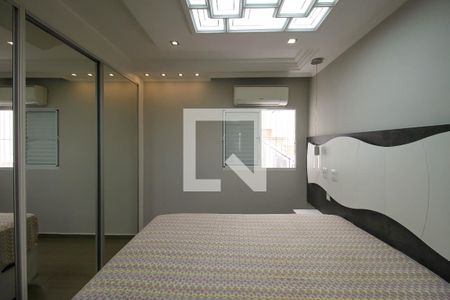 Quarto Suíte de casa à venda com 3 quartos, 225m² em Vila Tolstoi, São Paulo