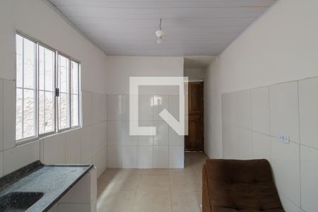 cozinha  de casa para alugar com 1 quarto, 80m² em Parque Ipe, São Paulo