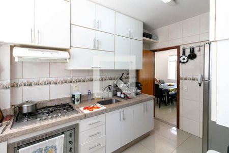 Apartamento à venda com 110m², 3 quartos e 1 vagaCozinha e Área de Serviço