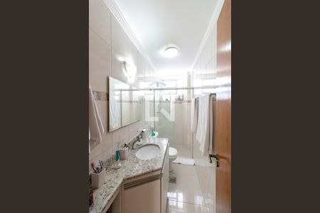 Apartamento à venda com 110m², 3 quartos e 1 vagaBanheiro da Suíte