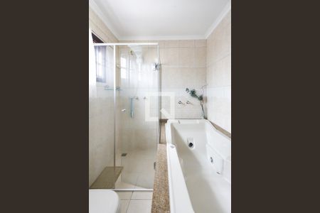 Casa à venda com 150m², 4 quartos e 2 vagasBanheiro da Suíte 1