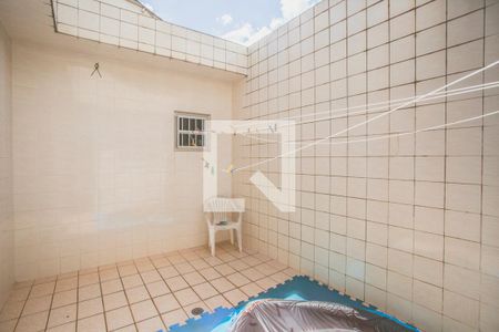 Casa à venda com 392m², 3 quartos e 6 vagasÁrea de Serviço