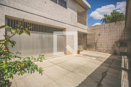 Casa à venda com 392m², 3 quartos e 6 vagasGaragem