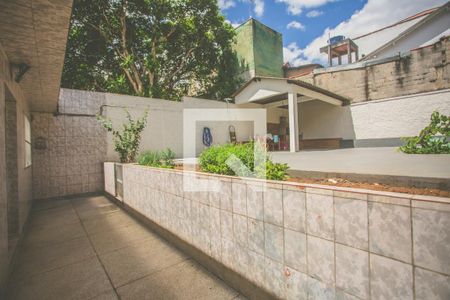 Casa à venda com 392m², 3 quartos e 6 vagasCorredor