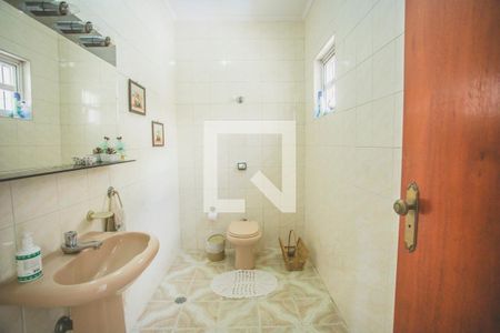 Casa à venda com 392m², 3 quartos e 6 vagasBanheiro 4