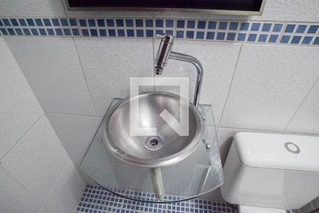 Casa para alugar com 280m², 4 quartos e 4 vagasBanheiro da suíte 2 