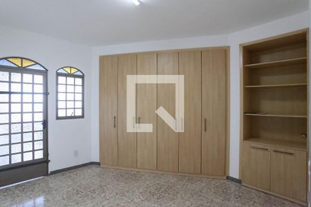 Casa para alugar com 280m², 4 quartos e 4 vagasQuarto 2 