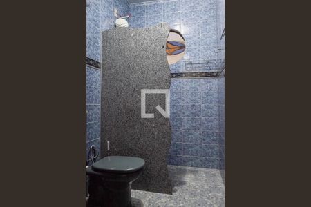 Casa para alugar com 280m², 4 quartos e 4 vagasBanheiro social  2