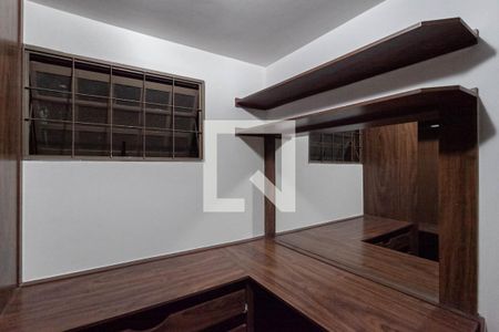 Casa para alugar com 280m², 4 quartos e 4 vagasCloset da suíte 1