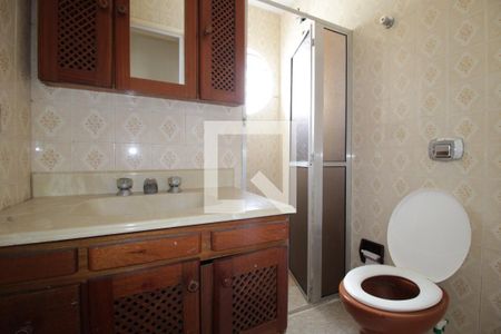 Casa à venda com 125m², 2 quartos e 2 vagasBanheiro