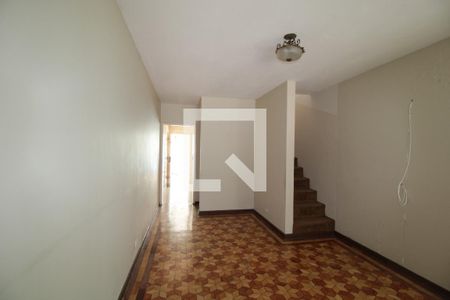 Sala de casa à venda com 2 quartos, 125m² em Jardim Cotinha, São Paulo