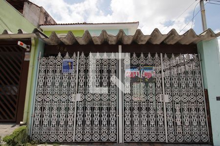 Casa à venda com 125m², 2 quartos e 2 vagasFachada