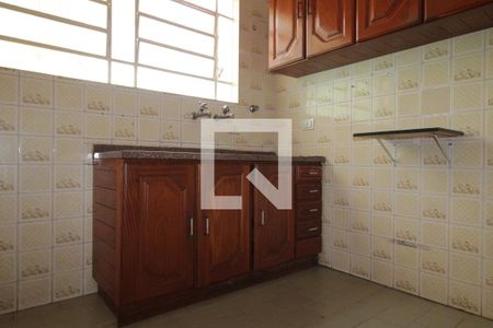 Casa à venda com 125m², 2 quartos e 2 vagasCozinha