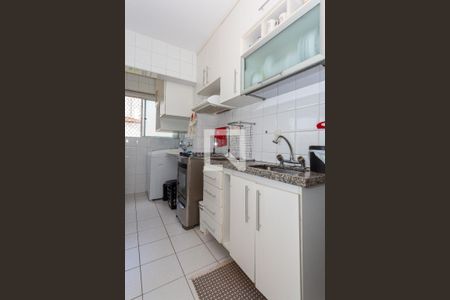 Apartamento à venda com 54m², 2 quartos e 1 vagaCozinha e Área de Serviço