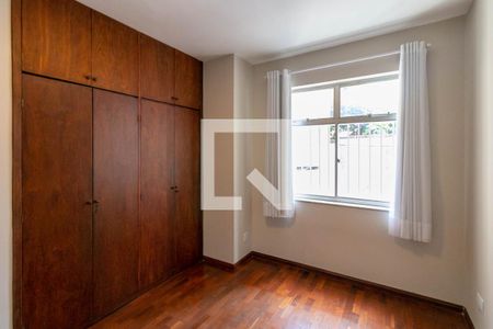 Quarto 2 de apartamento para alugar com 4 quartos, 150m² em Santo Antônio, Belo Horizonte