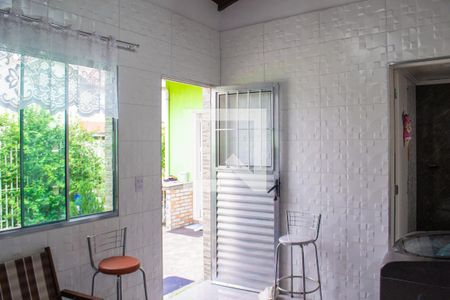 Casa para alugar com 193m², 2 quartos e 1 vaga Casa para alugar com 193m², 2 quartos e 1 vagaÁrea de serviço