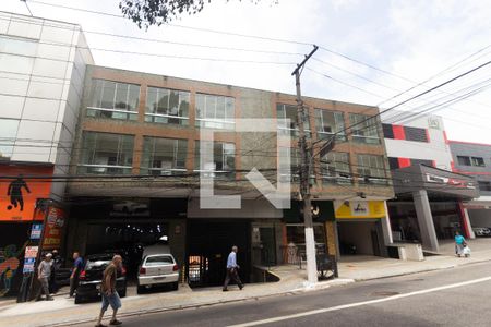 Apartamento para alugar com 80m², 2 quartos e 1 vaga Apartamento para alugar com 80m², 2 quartos e 1 vagaFachada