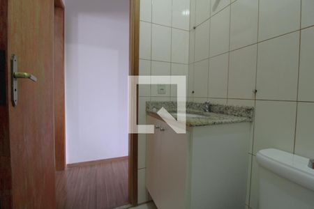 Casa para alugar com 64m², 2 quartos e 1 vagaBanheiro