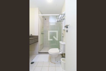 Banheiro de kitnet/studio para alugar com 1 quarto, 26m² em Nova Piraju, São Paulo