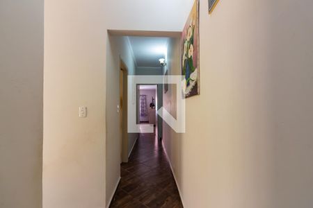 Casa à venda com 155m², 3 quartos e 2 vagas Casa à venda com 155m², 3 quartos e 2 vagasCorredor