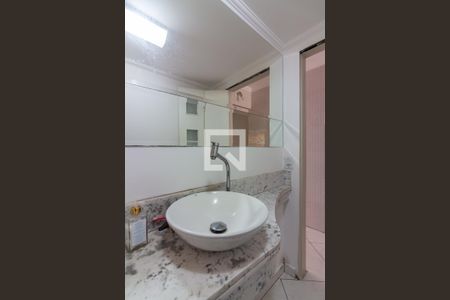 Lavabo de casa à venda com 3 quartos, 155m² em Jardim Sindona, Osasco