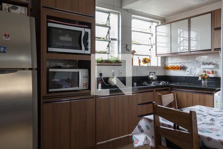 Apartamento para alugar com 54m², 2 quartos e 1 vaga Apartamento para alugar com 54m², 2 quartos e 1 vagaCozinha e Área de Serviço